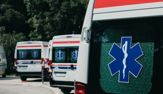 雷山救护车转运病人过路高速收费吗?